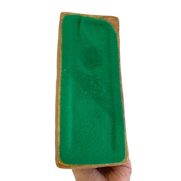 Three Monkeys “Speak no Evil” - Picture 7 of 8